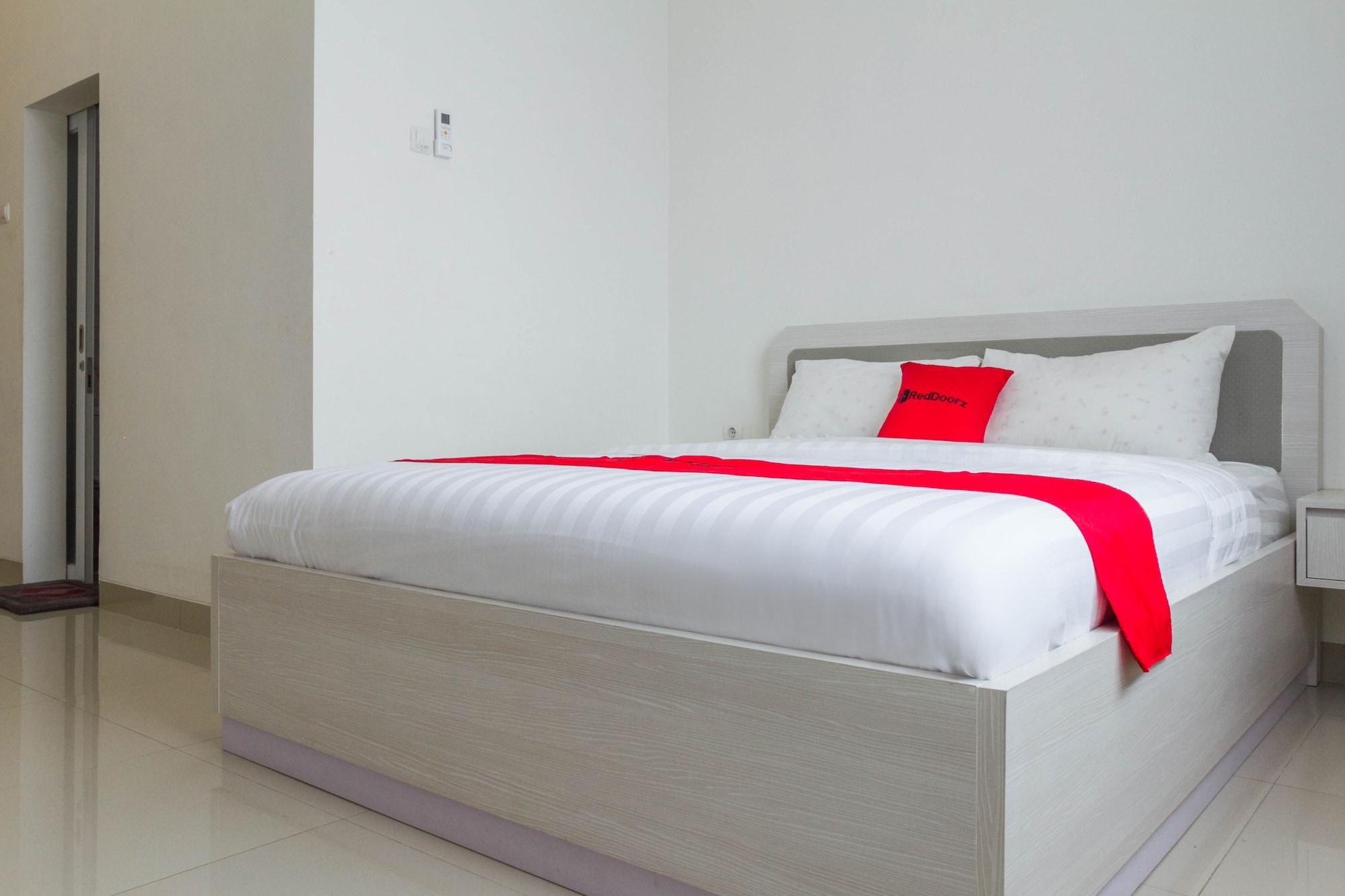 Reddoorz Plus Near Jatinangor Town Square 2 Exteriér fotografie
