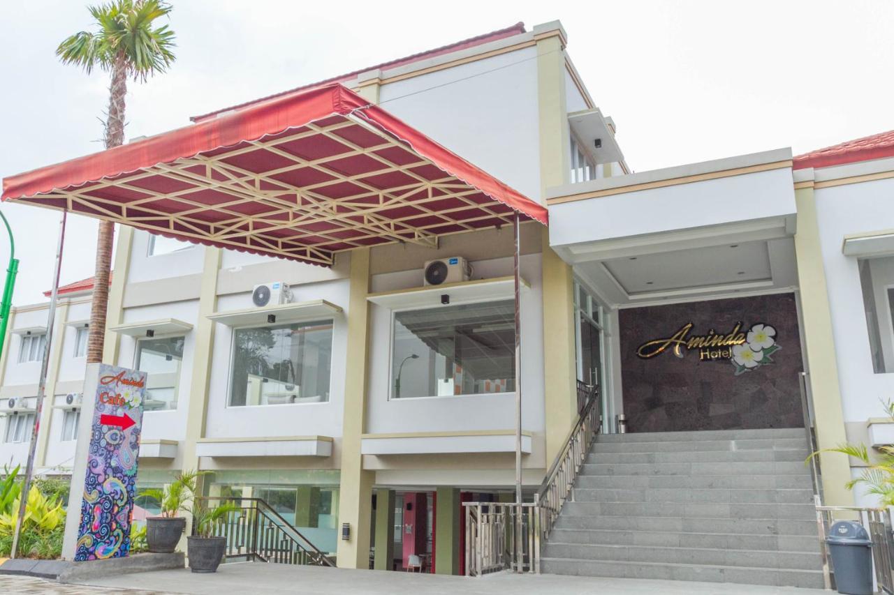 Reddoorz Plus Near Jatinangor Town Square 2 Exteriér fotografie